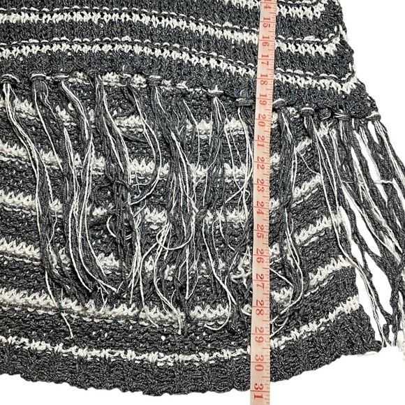 FREE PEOPLE Folksong Fringe Tunic Loose Knit Sleeveless Sweater Oversize Sz XS - Picture 8 of 10